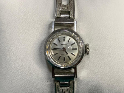 Tissot Saphir  Analog Mechanical (Manual) Women Women