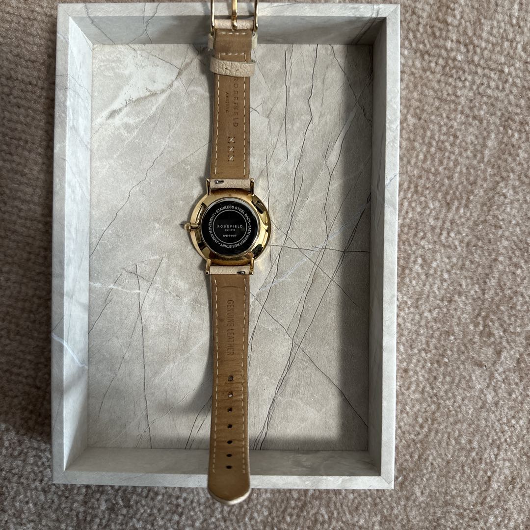 Analog Quartz Women