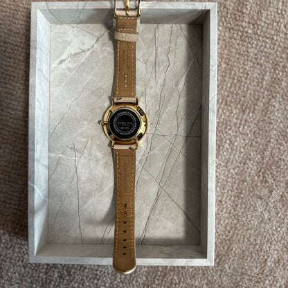 Analog Quartz Women