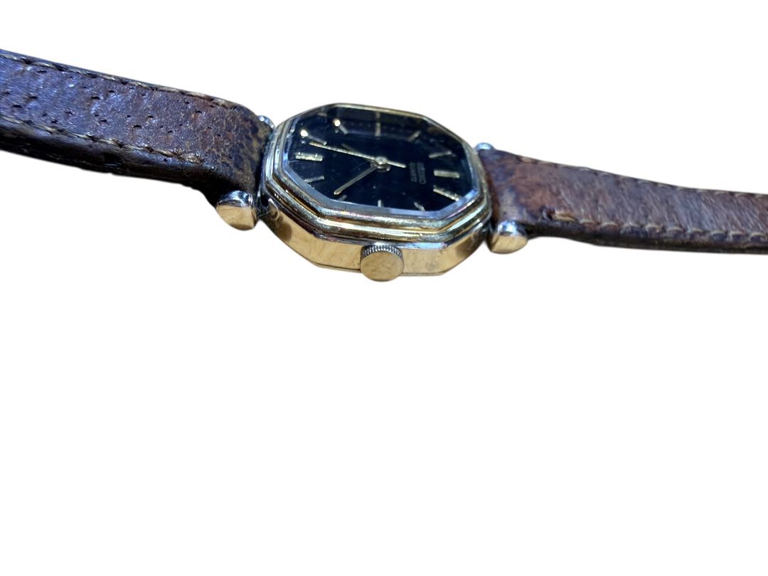 Analog Quartz Women