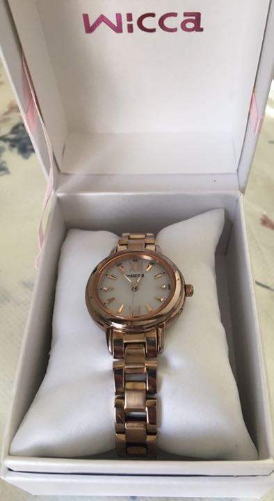 Citizen wicca Analog Solar Women