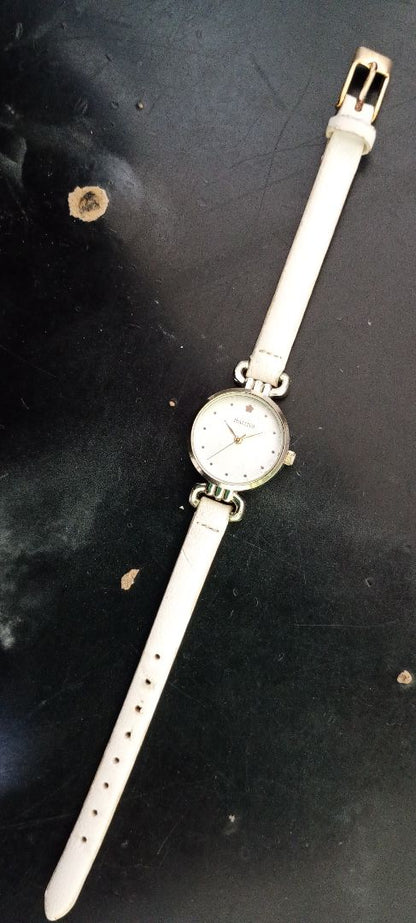 Nattito Analog Quartz Women