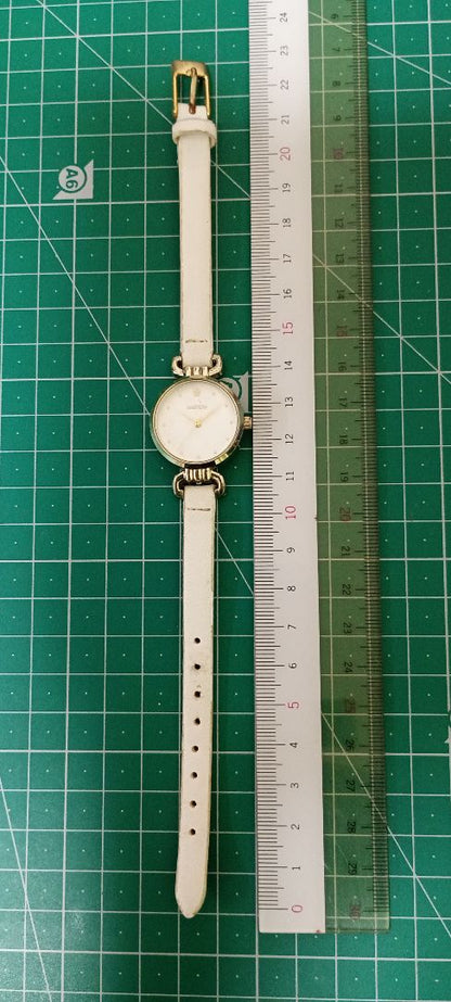 Nattito Analog Quartz Women