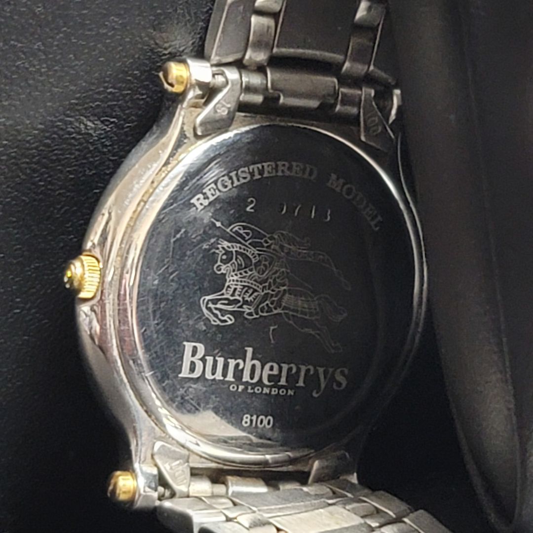 BURBERRY 8100 Analog Quartz Women