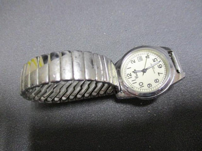 CROTON RT-140L Analog Quartz Women