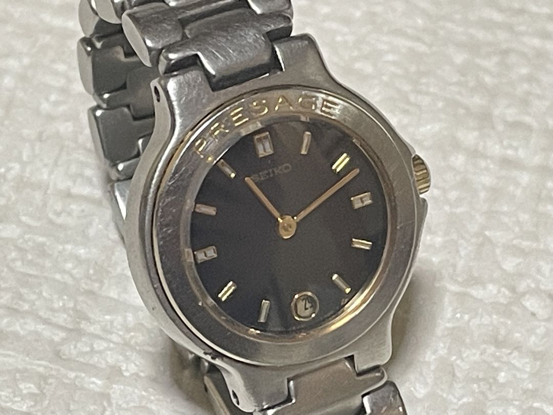 Seiko Analog Quartz Women