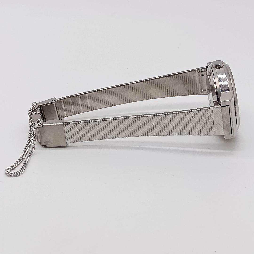 Seiko Analog Quartz Women Watch Silver Tone Battery Replaced
