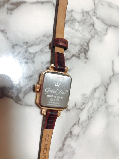Grandeur Analog Quartz Women