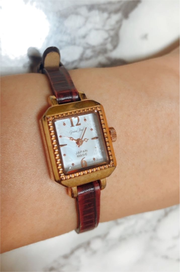 Grandeur Analog Quartz Women