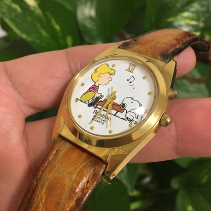 Snoopy Analog Quartz Women 希少 レトロ スヌーピー Watch