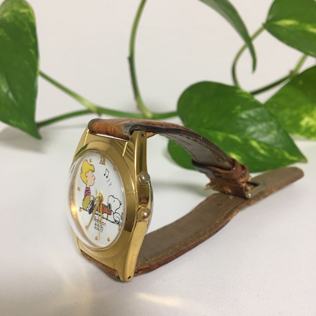 Snoopy Analog Quartz Women 希少 レトロ スヌーピー Watch