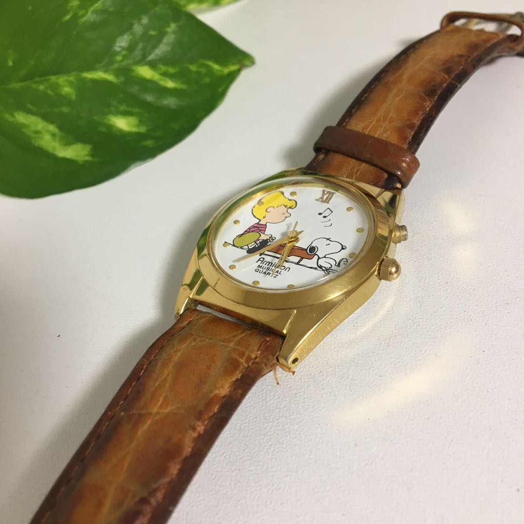 Snoopy Analog Quartz Women 希少 レトロ スヌーピー Watch
