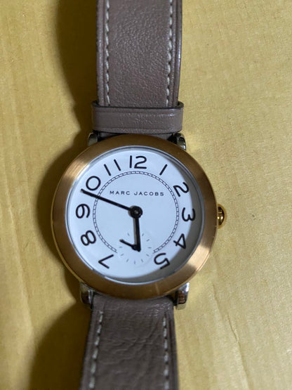 Analog Quartz Women