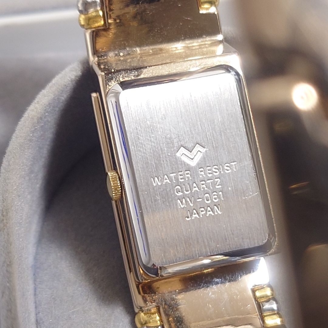 Mario Valentino Analog Quartz Women