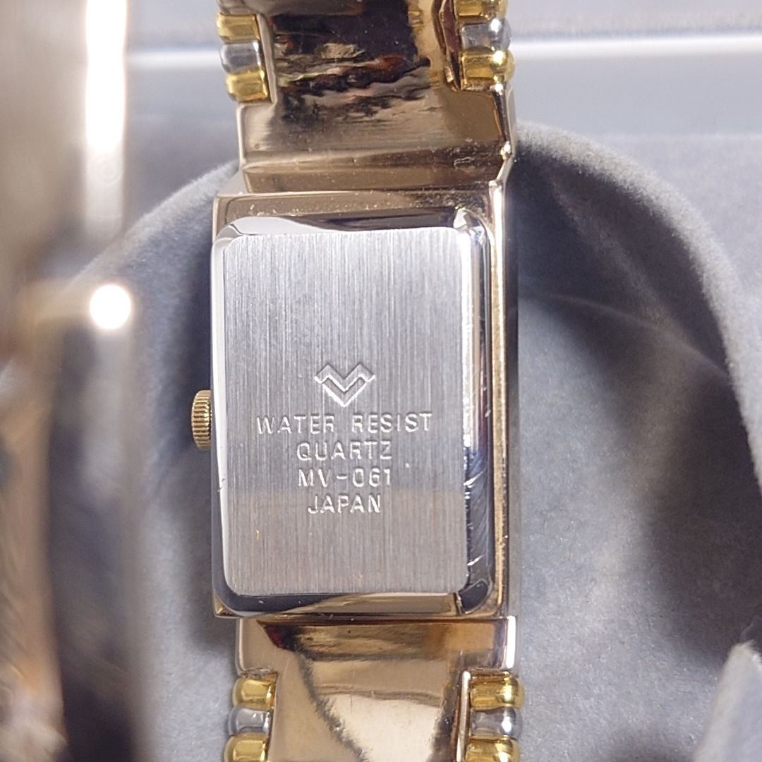 Mario Valentino Analog Quartz Women