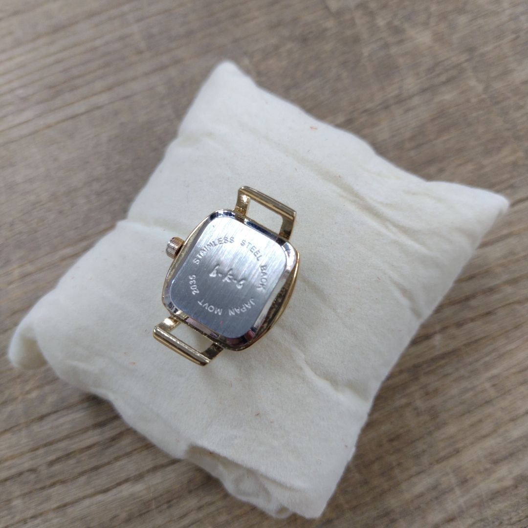 H.k.c Analog Quartz Women