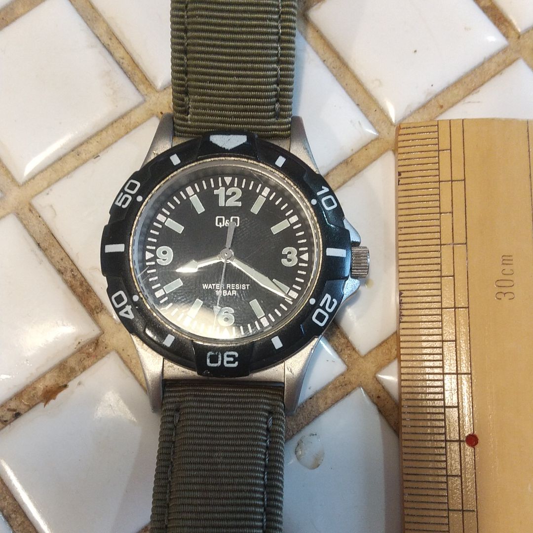 Casio DIVER'S Q&Q Analog Quartz Men