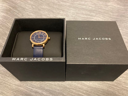 Marc by Jacobs Analog Quartz Women