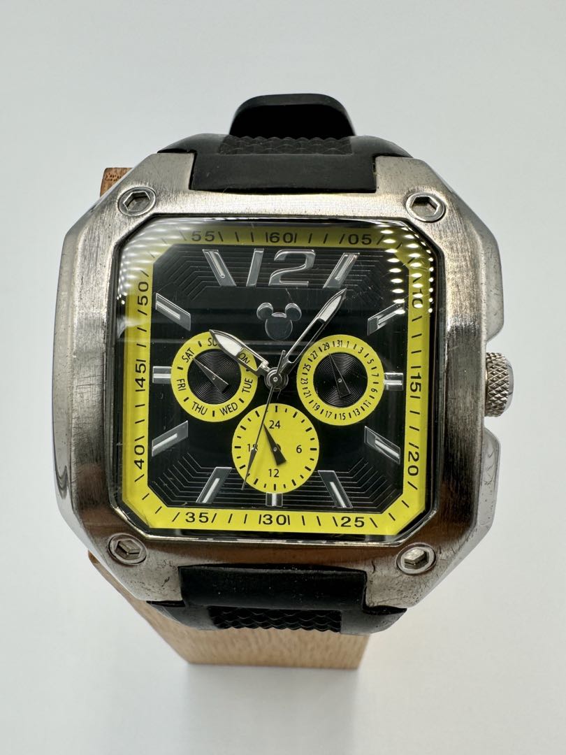 Disney Analog Quartz Men Authentic Original Watch