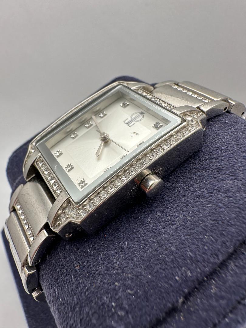 Jennifer Lopez Ladies Wristwatch, 25.5mm Silver Case, Quartz, Decorative Bezel