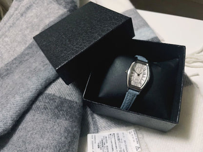 Totutu Analog Quartz Women