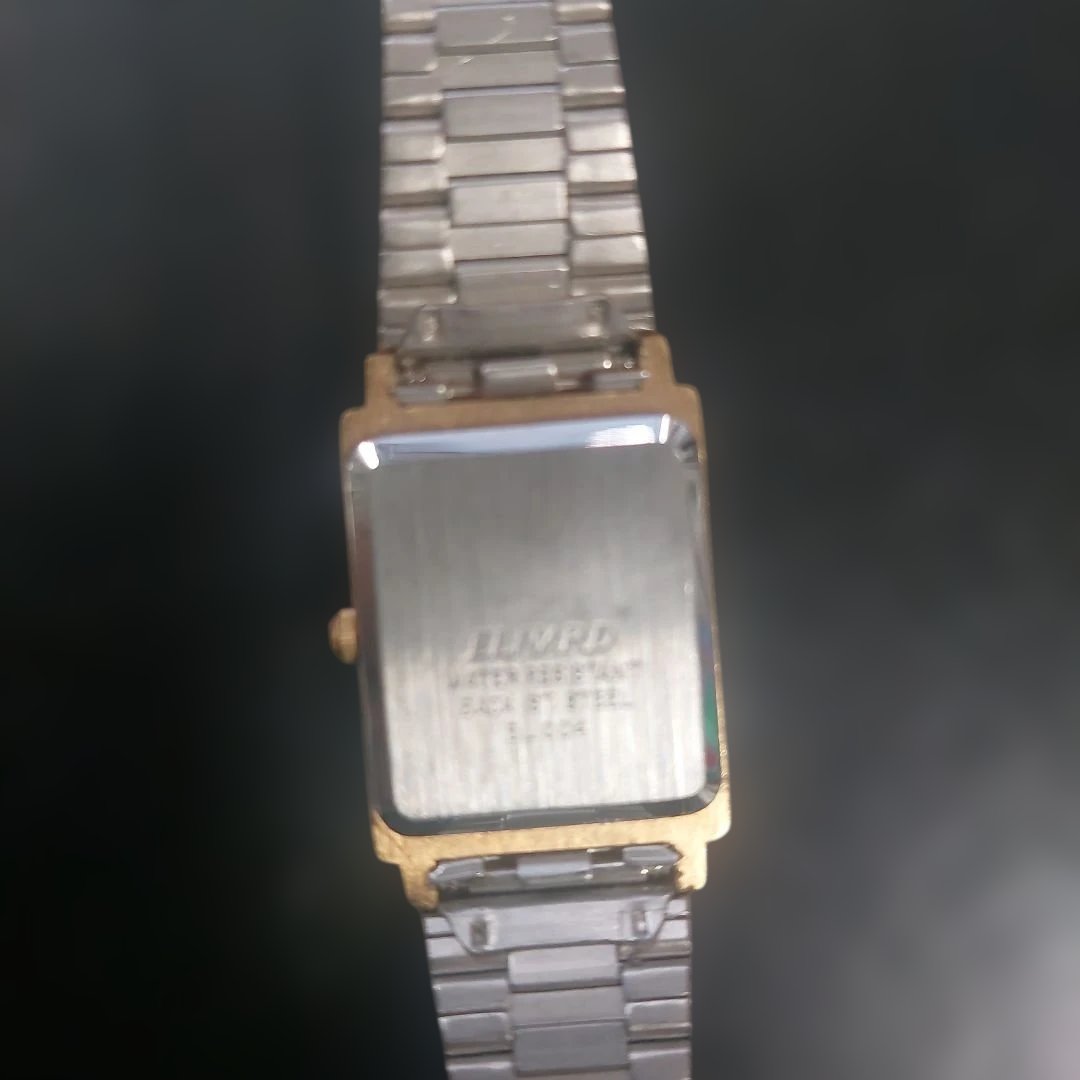 Analog Quartz Women
