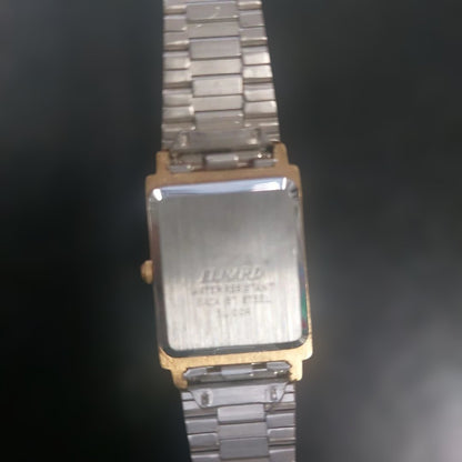 Analog Quartz Women