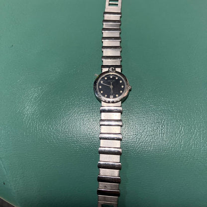 CARVEN Analog Quartz Women