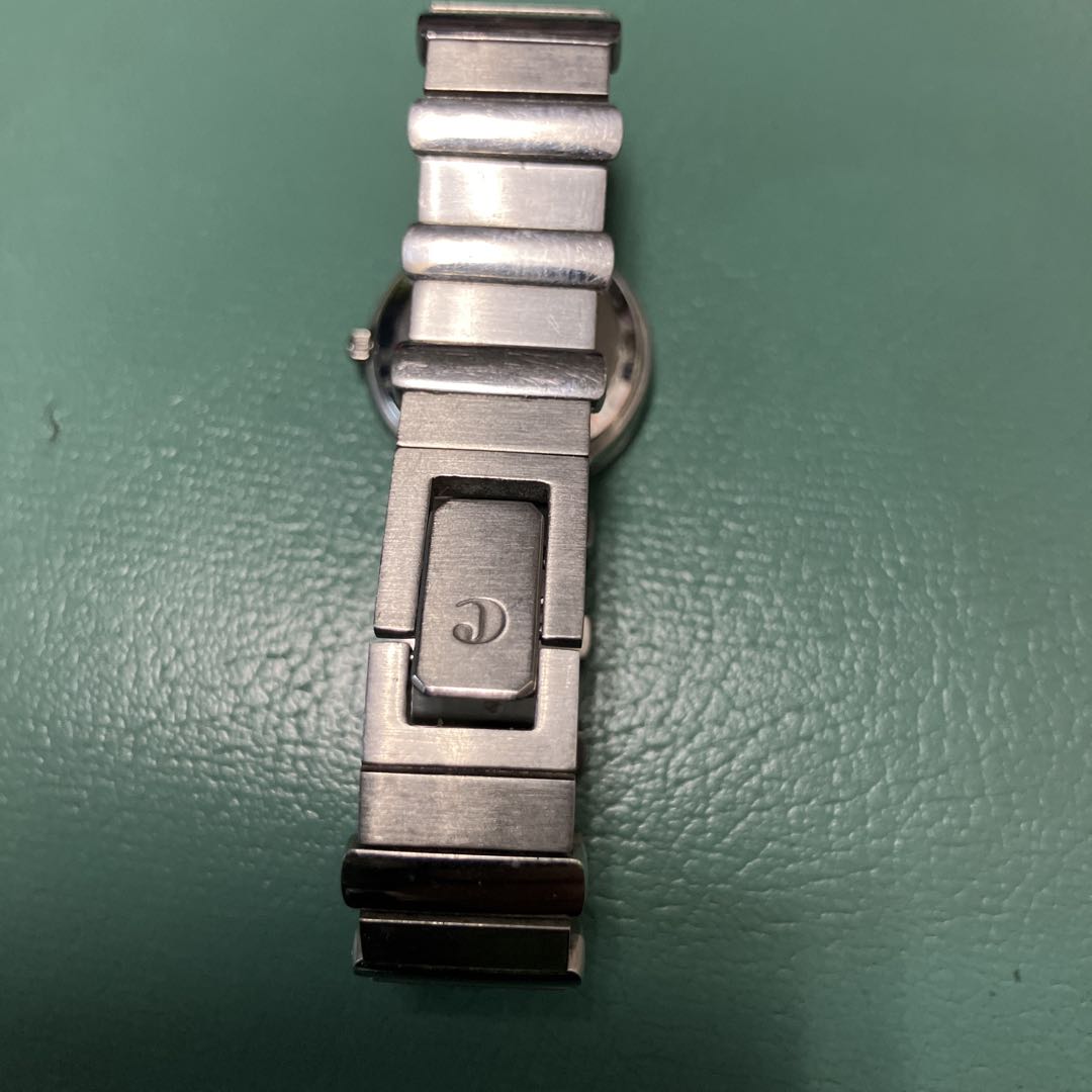 CARVEN Analog Quartz Women