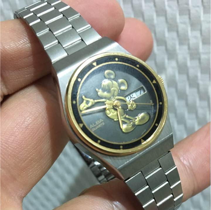 Seiko Alba Mickey Mouse Disney Collaboration V243-0030 Analog Quartz Women ディズニー ミッキー Watch