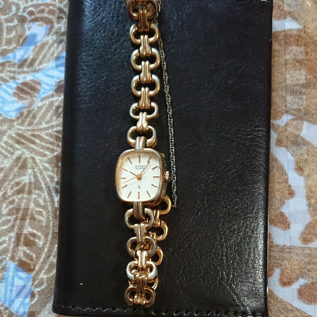 Citizen Analog Quartz Women