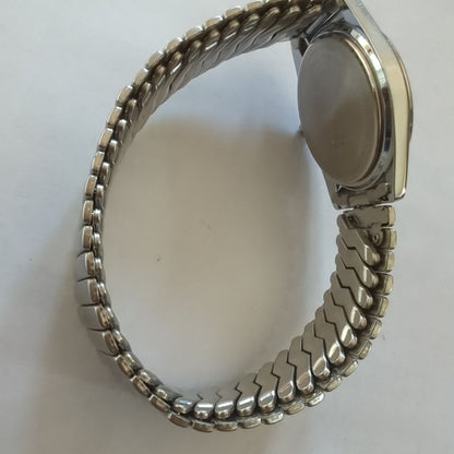 Seiko Alba V333-6A30 Analog Quartz Women