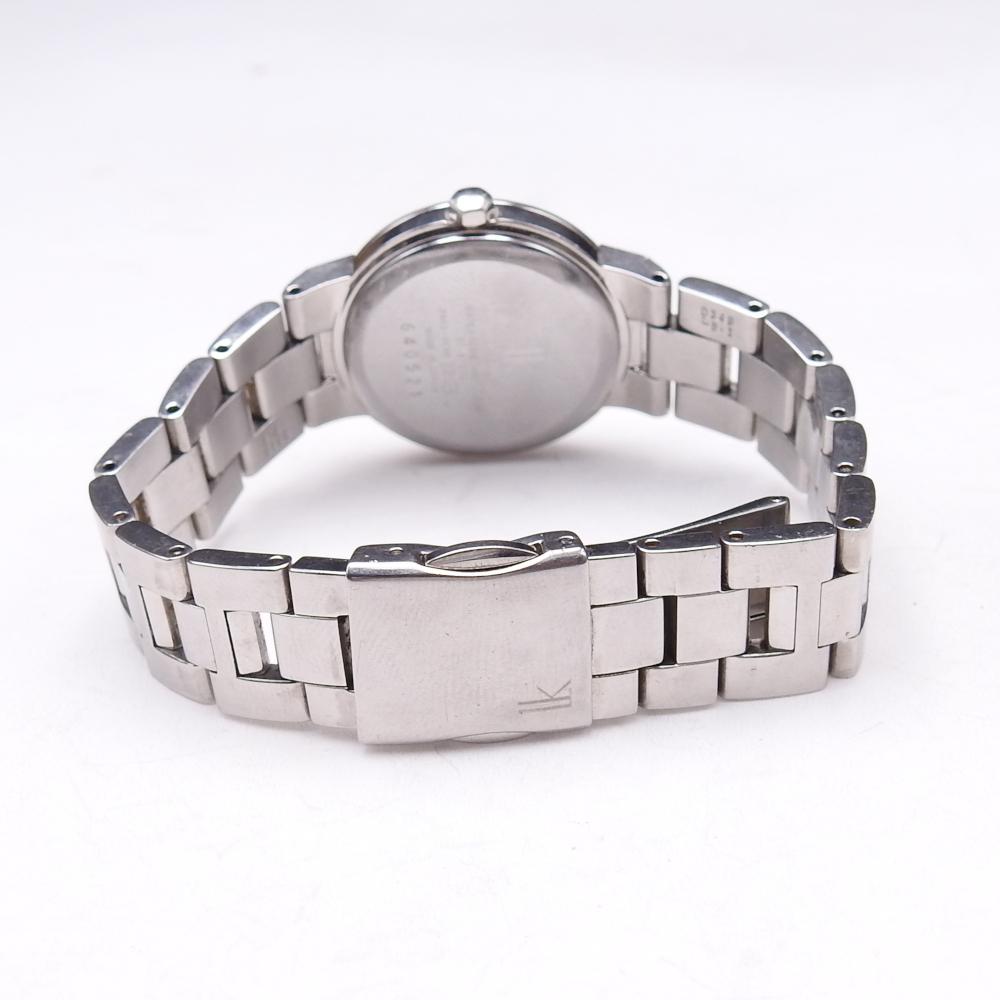 Seiko lk/lukia 1017-ME18 Analog Quartz Women