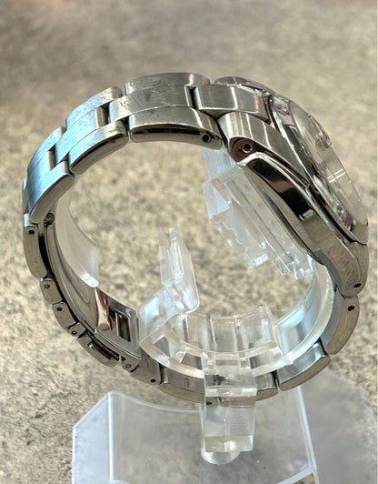 Seiko Perpetual Calendar 8F32-005A Analog Quartz Men