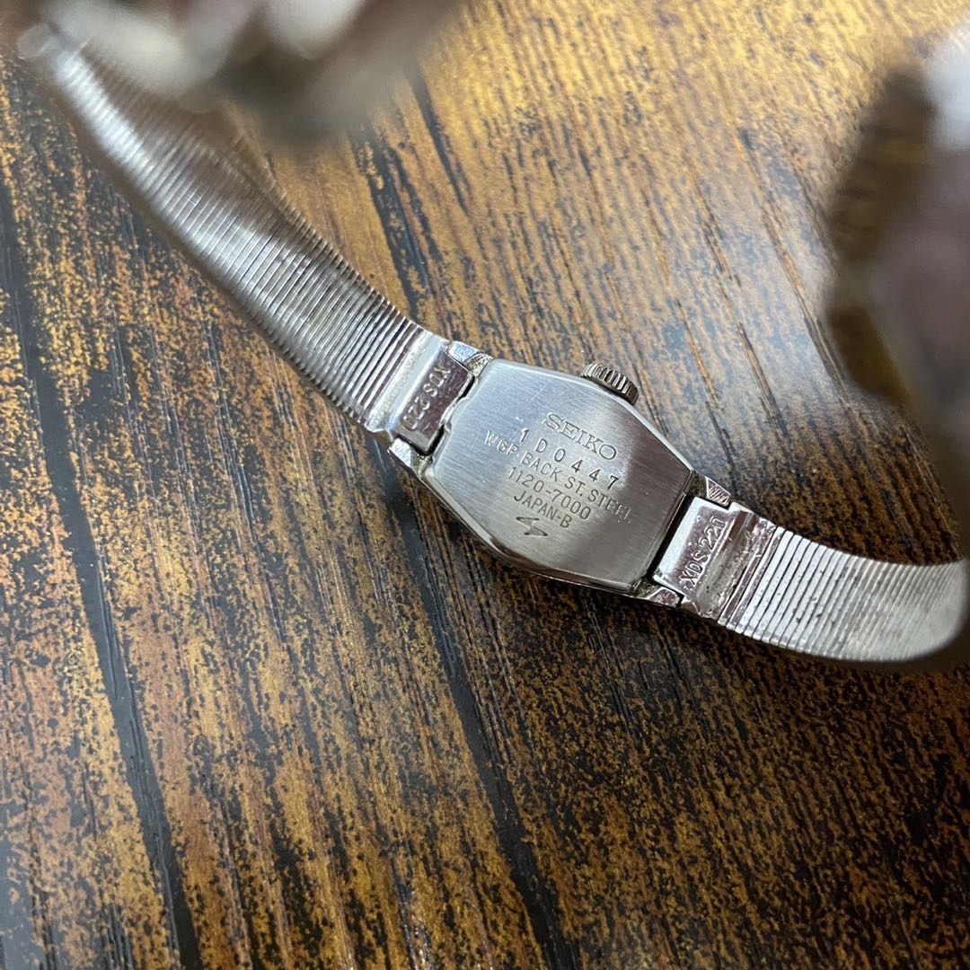 Seiko HI-Beat 1120-7000 Analog Mechanical (Manual) Women