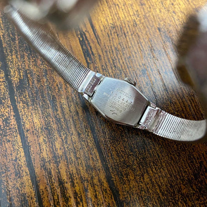 Seiko HI-Beat 1120-7000 Analog Mechanical (Manual) Women