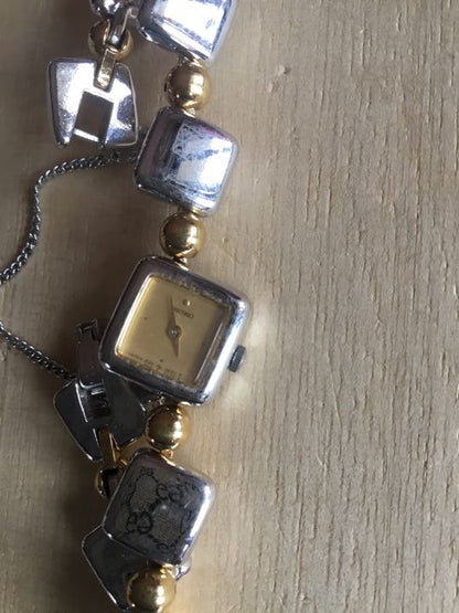 Seiko Analog Quartz Women