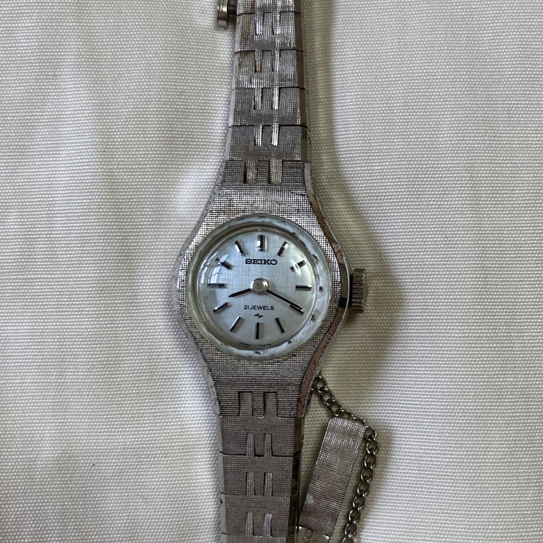Seiko Analog Quartz Women