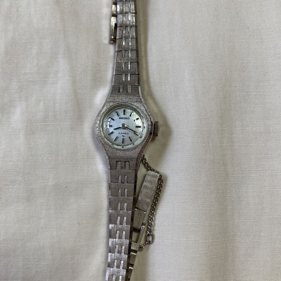 Seiko Analog Quartz Women