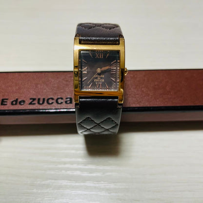 Cabane De Zucca Analog Quartz Women