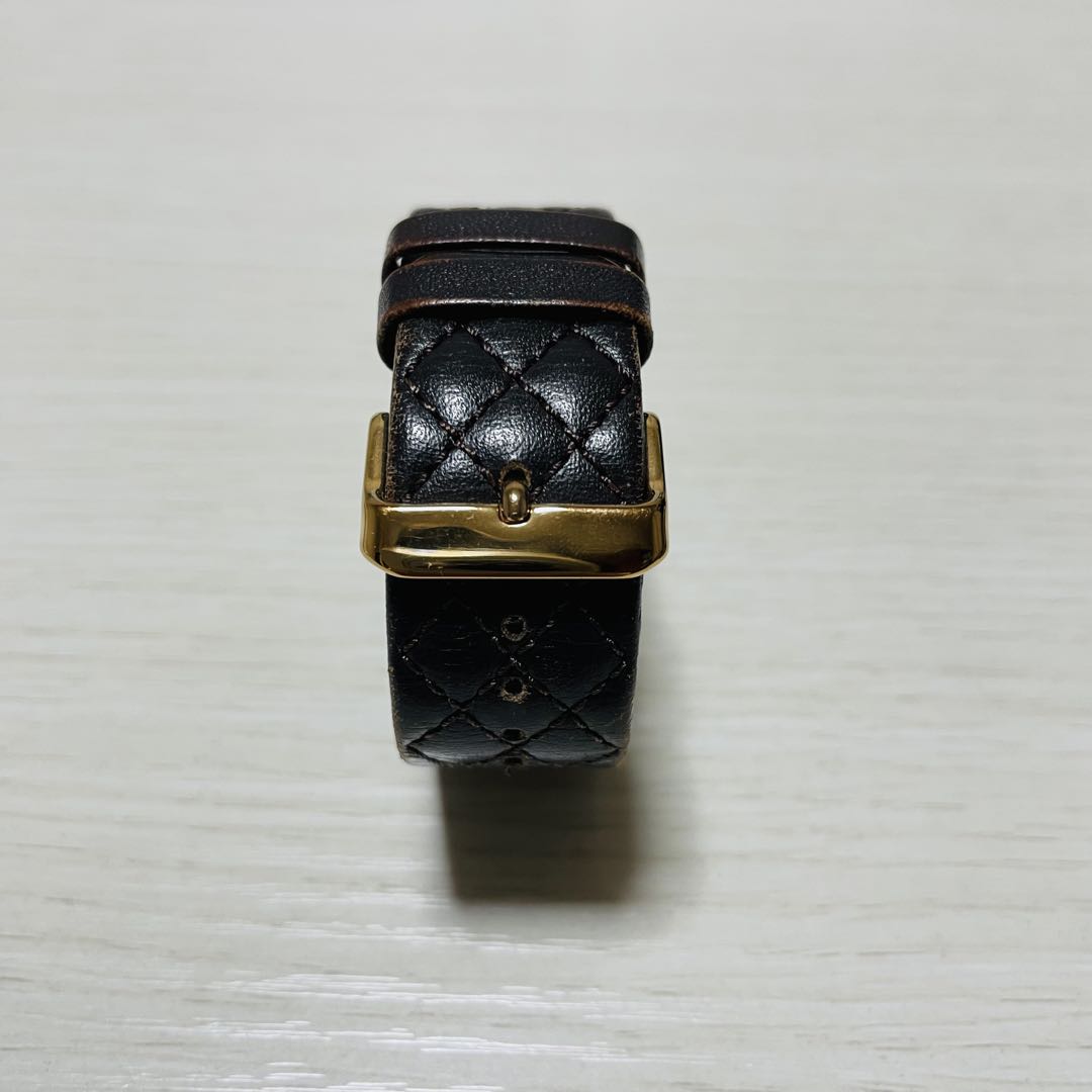 Cabane De Zucca Analog Quartz Women