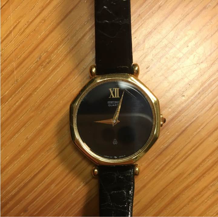 Seiko Analog Quartz Women