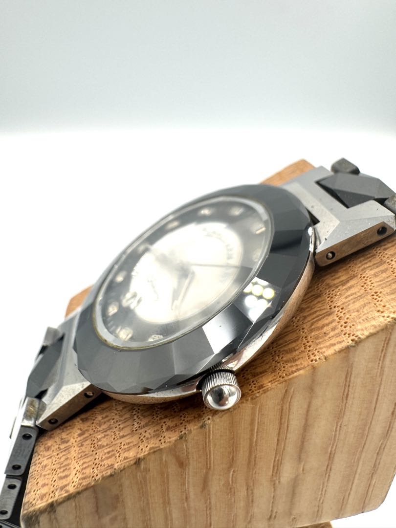 Royal Armany Analog Quartz Women Watch