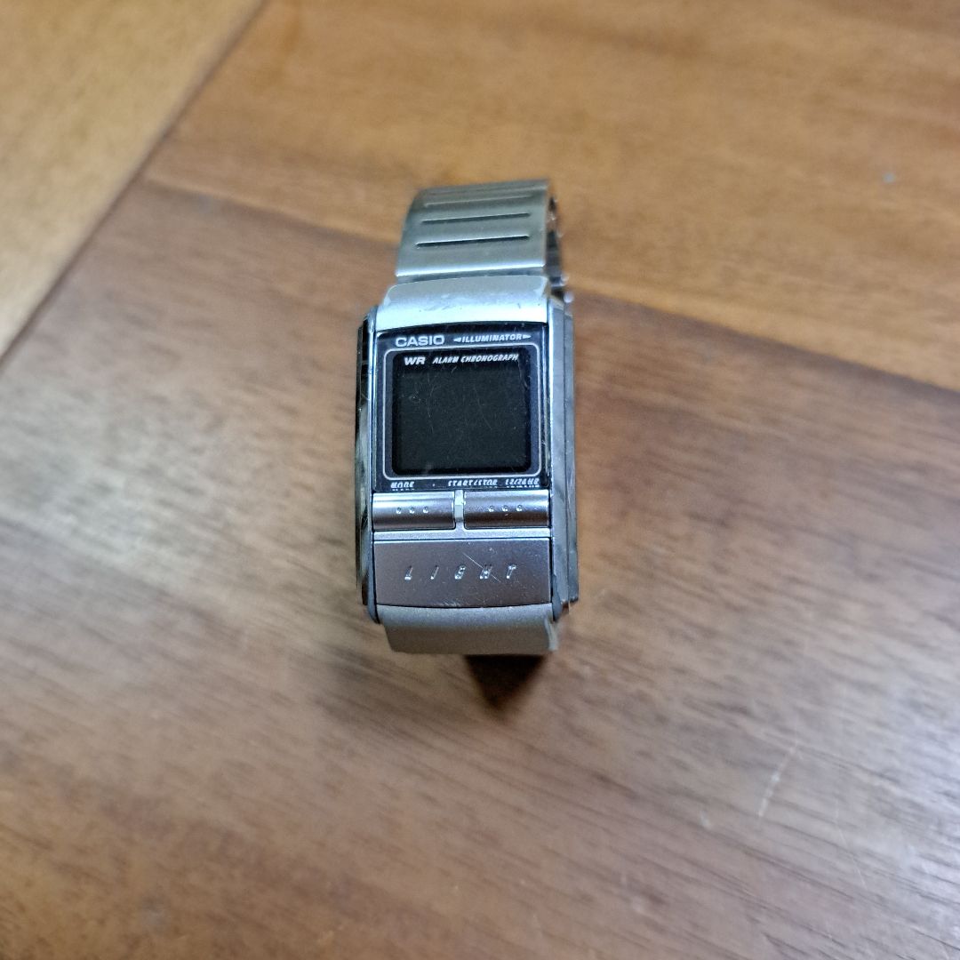Casio LA-200 Digital Quartz Women