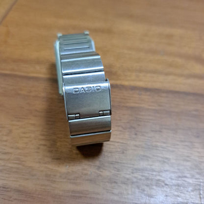 Casio LA-200 Digital Quartz Women