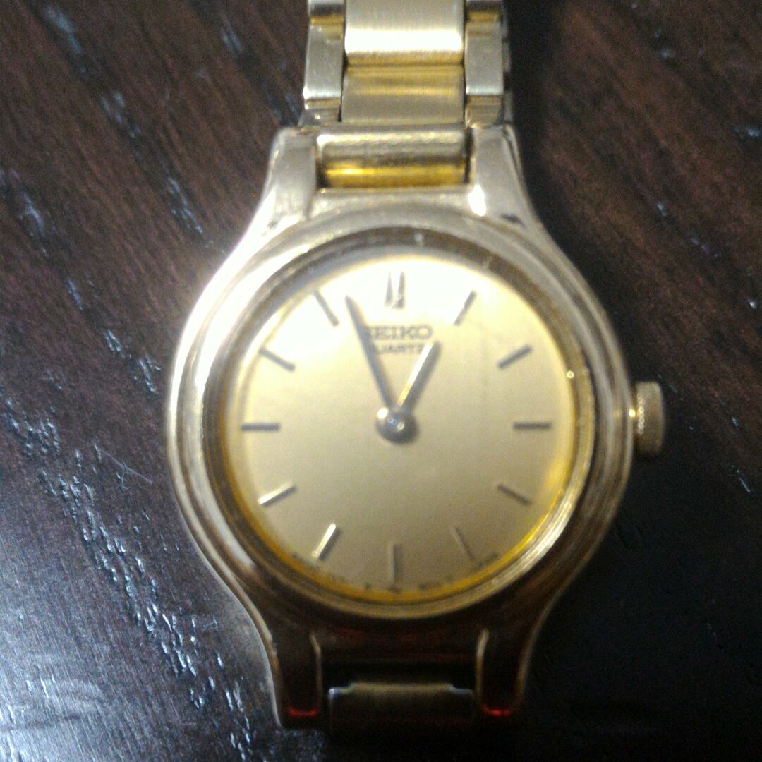 Seiko Analog Quartz Women