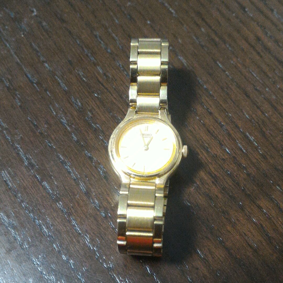 Seiko Analog Quartz Women