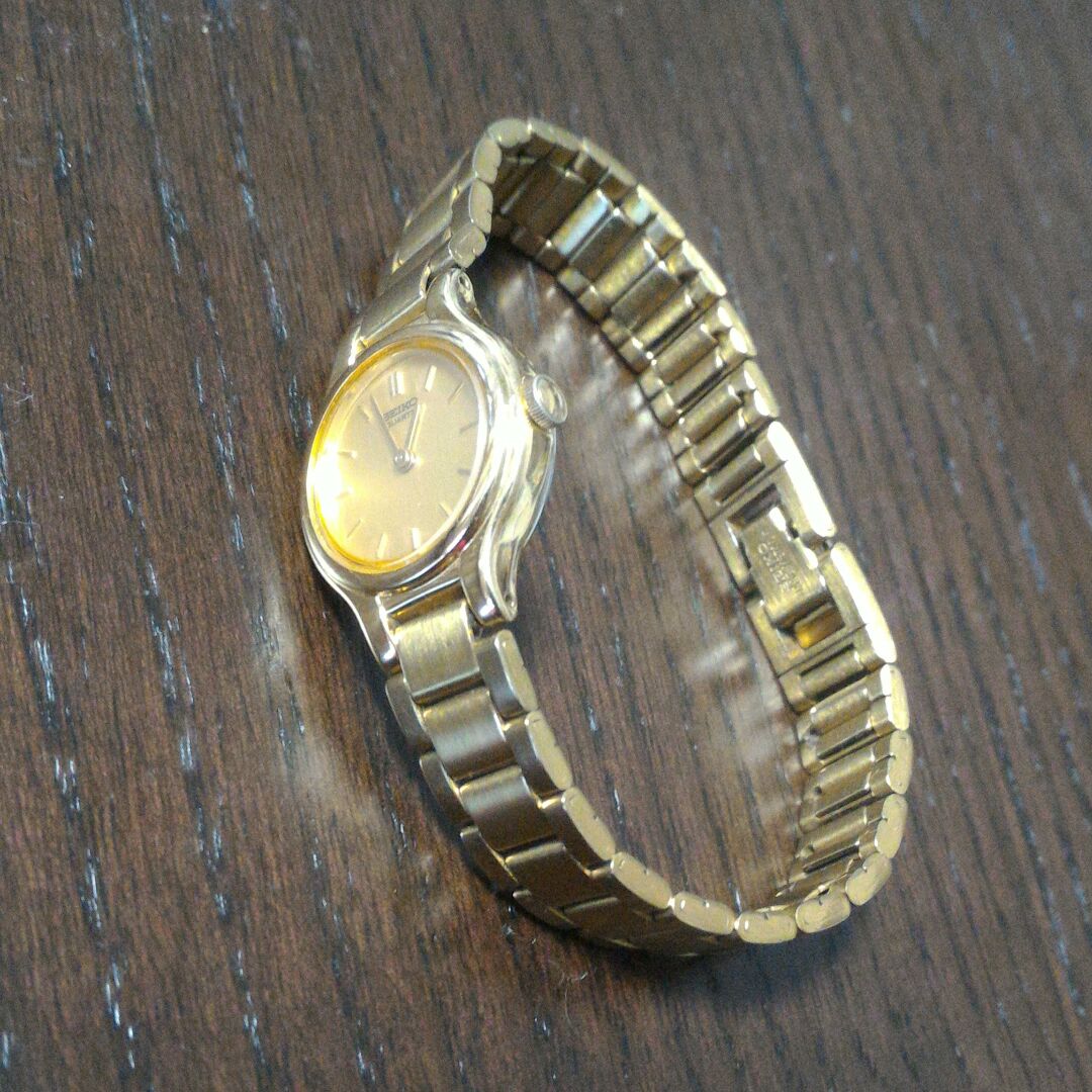 Seiko Analog Quartz Women