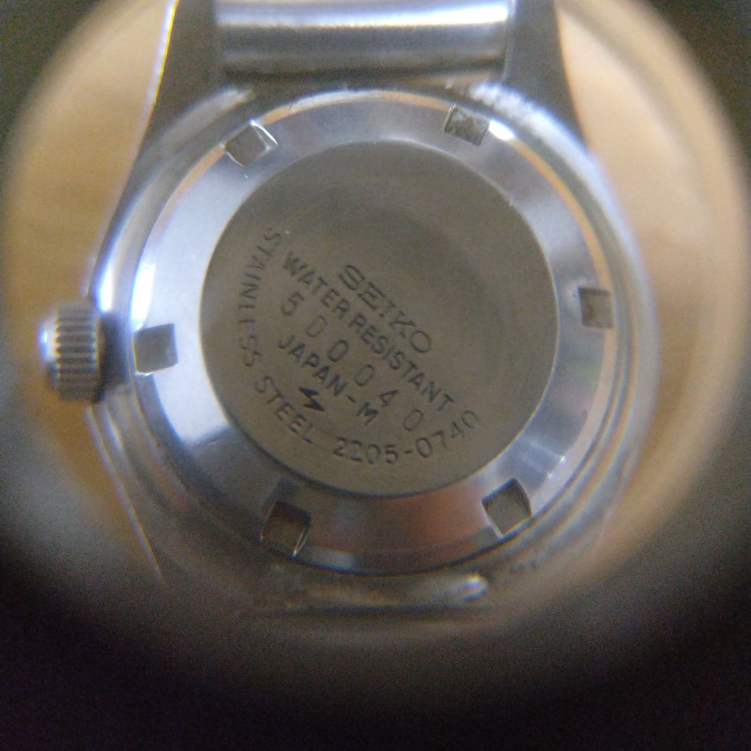Seiko 2205-0704 Analog Mechanical (Manual) Women