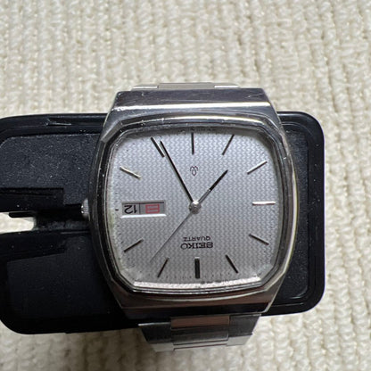 Seiko Seagull 5933 Analog Quartz Men